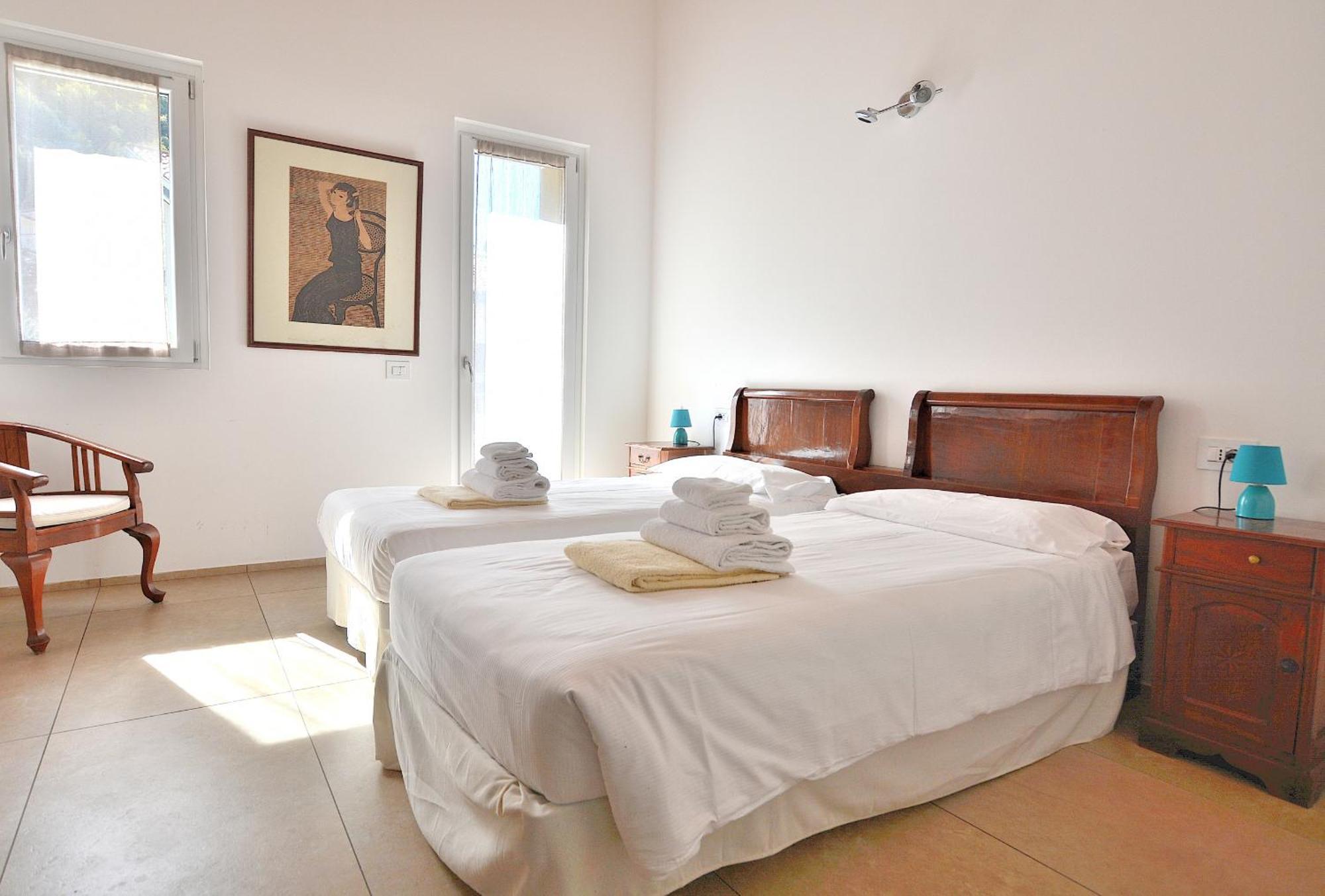 South Apartment With Pool Torri Del Benaco Exterior foto